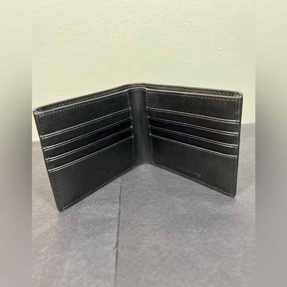 EUC Michael Kors Harrison Wallet - Picture 5 of 7